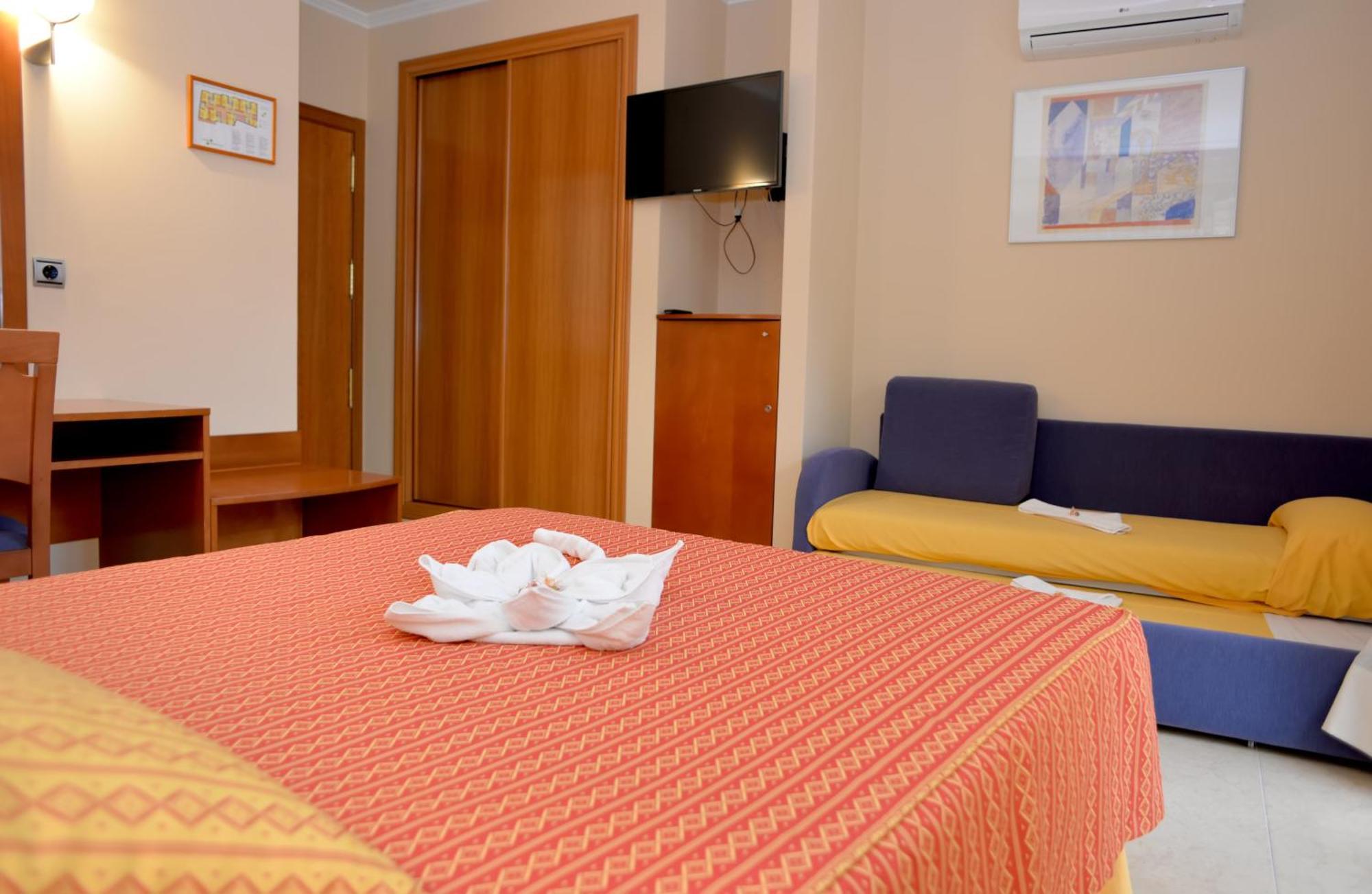 Hotel Portonovo Szoba fotó