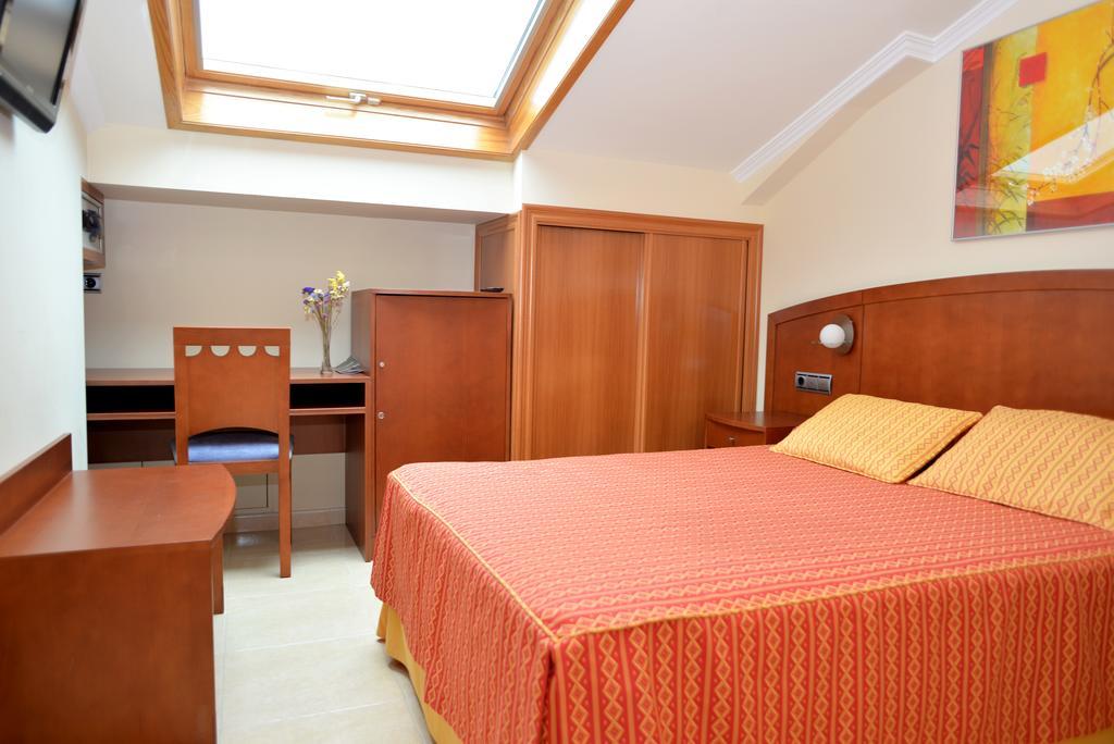 Hotel Portonovo Kültér fotó