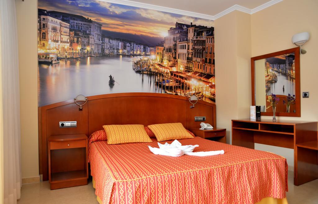 Hotel Portonovo Kültér fotó
